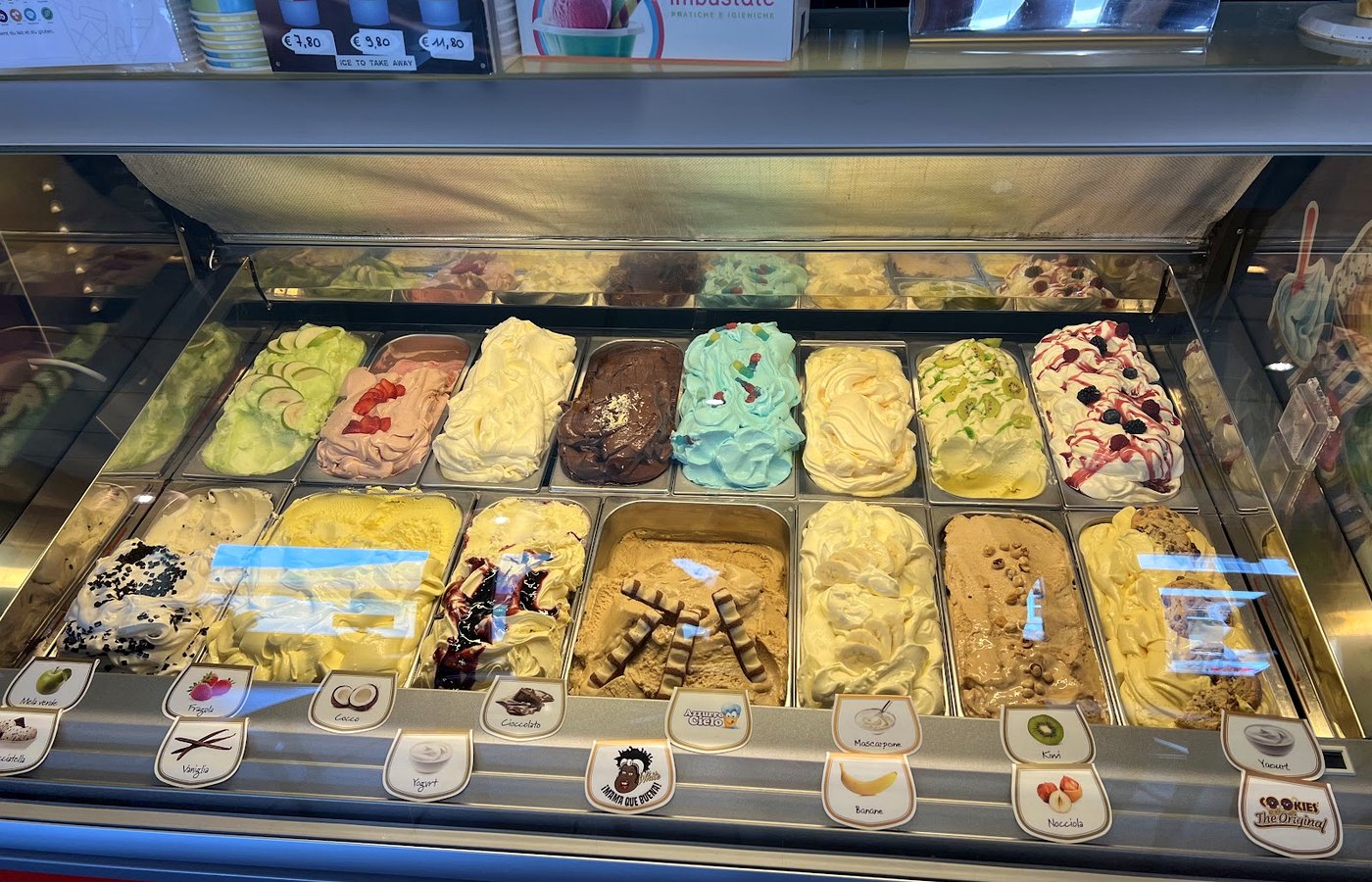 Ice cream and desserts at Brasserie des Arts